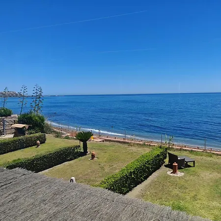 Holiday home Beachfront Townhouse Estepona