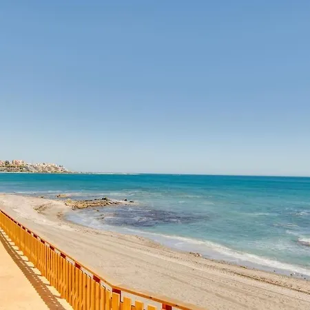 Сasa de vacaciones Beachfront Townhouse Estepona